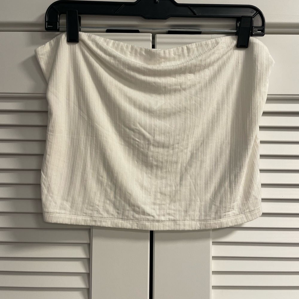 American Eagle Ribbed Tube Top. Size XL.